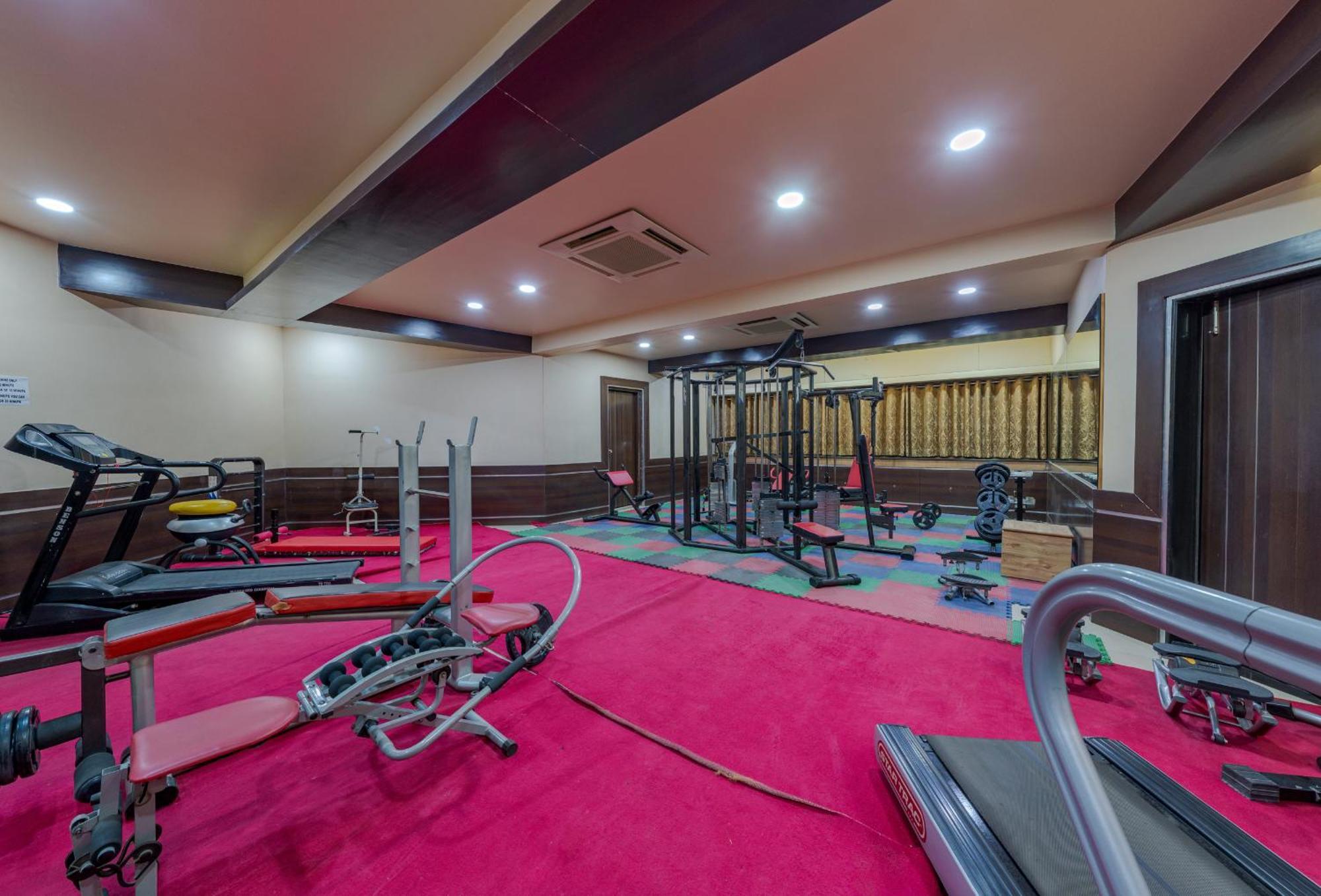 Hotel Surya Executive 3 Star Hotel Solapur Εξωτερικό φωτογραφία