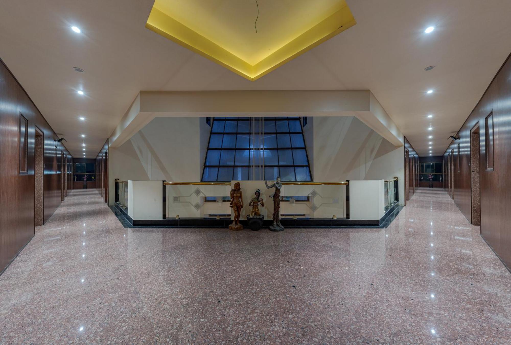 Hotel Surya Executive 3 Star Hotel Solapur Εξωτερικό φωτογραφία
