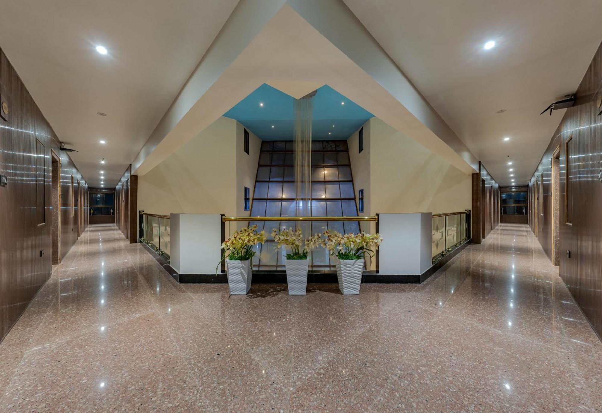 Hotel Surya Executive 3 Star Hotel Solapur Εξωτερικό φωτογραφία