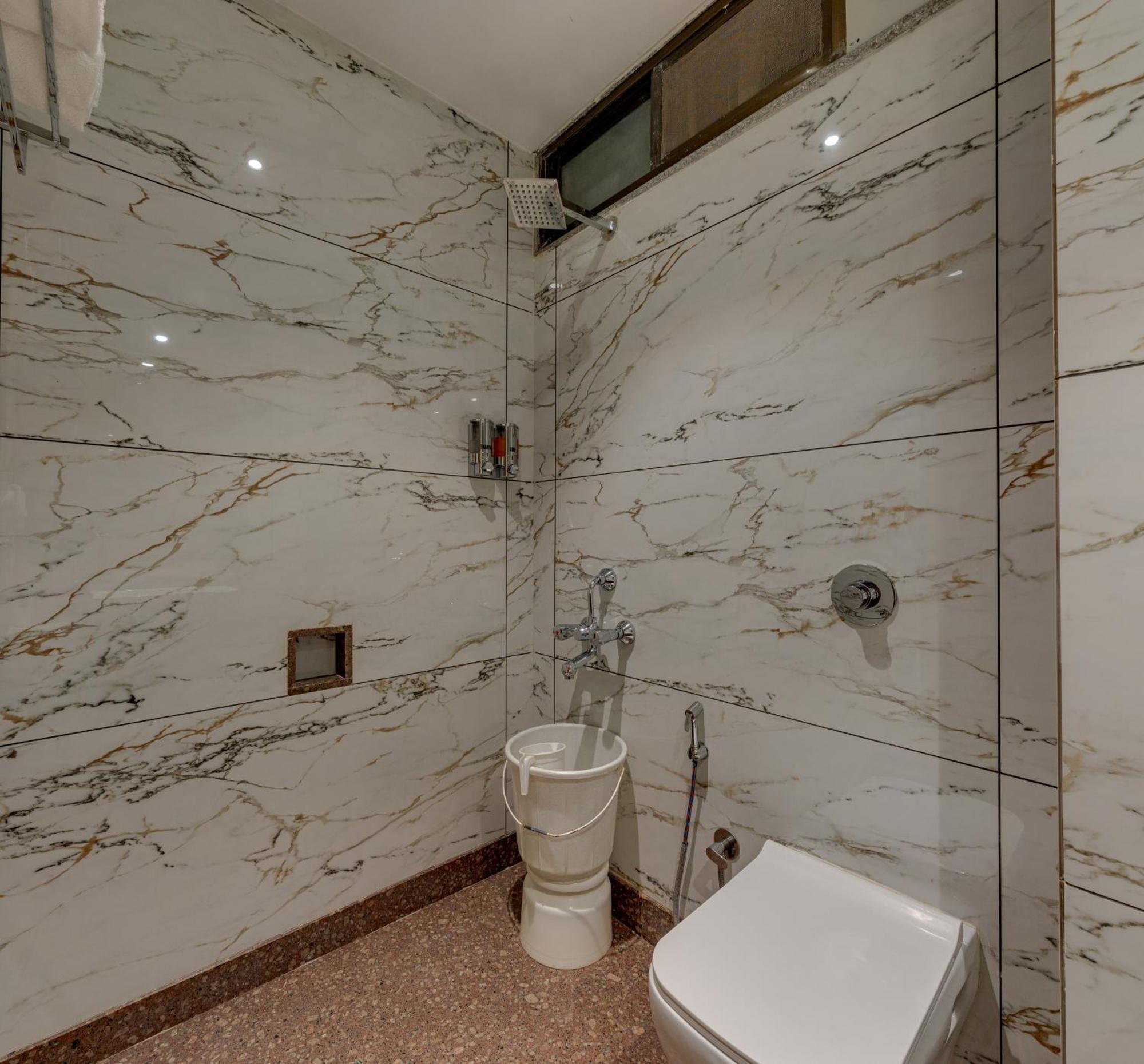 Hotel Surya Executive 3 Star Hotel Solapur Εξωτερικό φωτογραφία